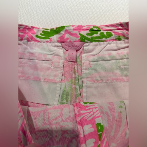 Lilly Pulitzer Adie Shorts in Pink Sunset, Size 8 - Picture 3 of 3